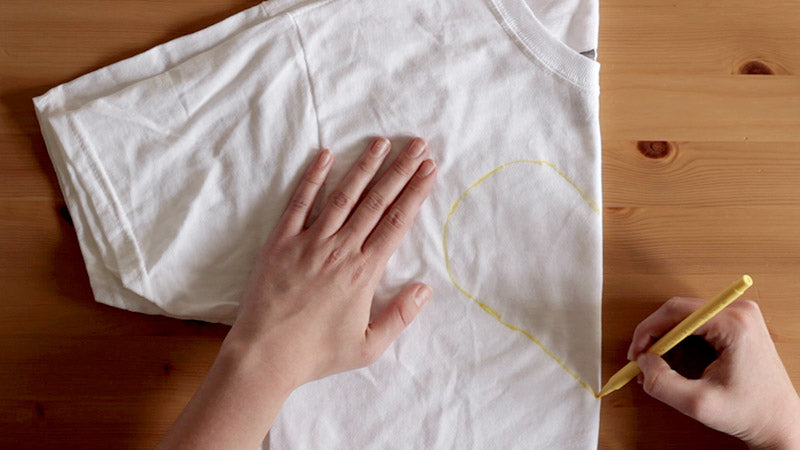 How to Make a DIY Valentine's Day Heart Shirt with a Bleach Pen - Meatloaf  and Melodrama